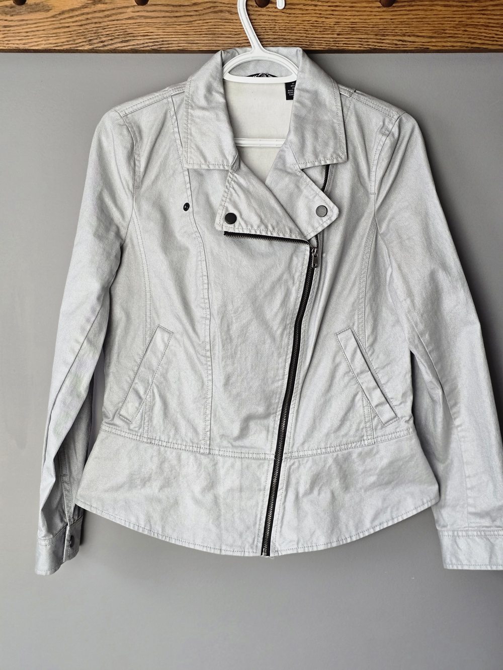 Dkny Metallic Silver Asymmetric Zip Moto Silhouette Coated Cotton Jacket